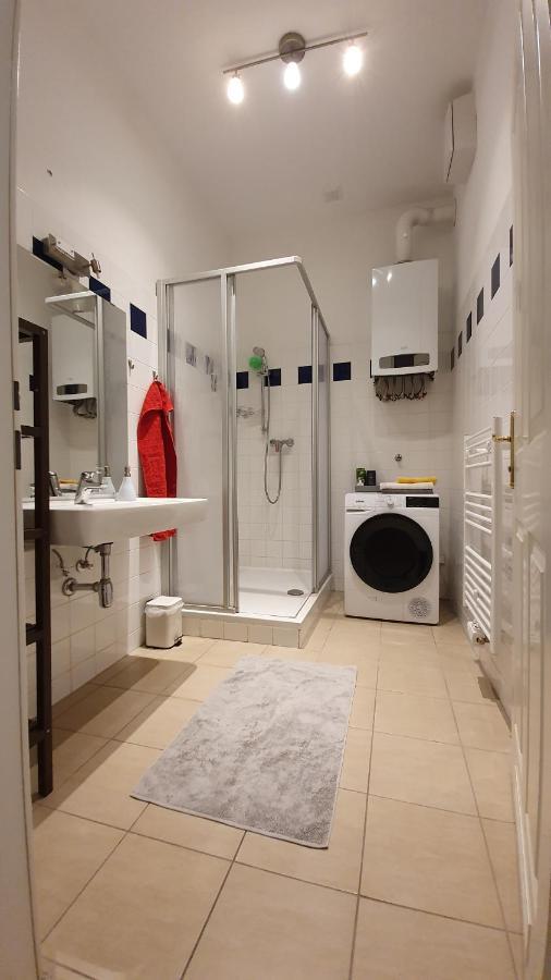 Gorgeous Viennese Apartment 10 Min To City Center Extérieur photo